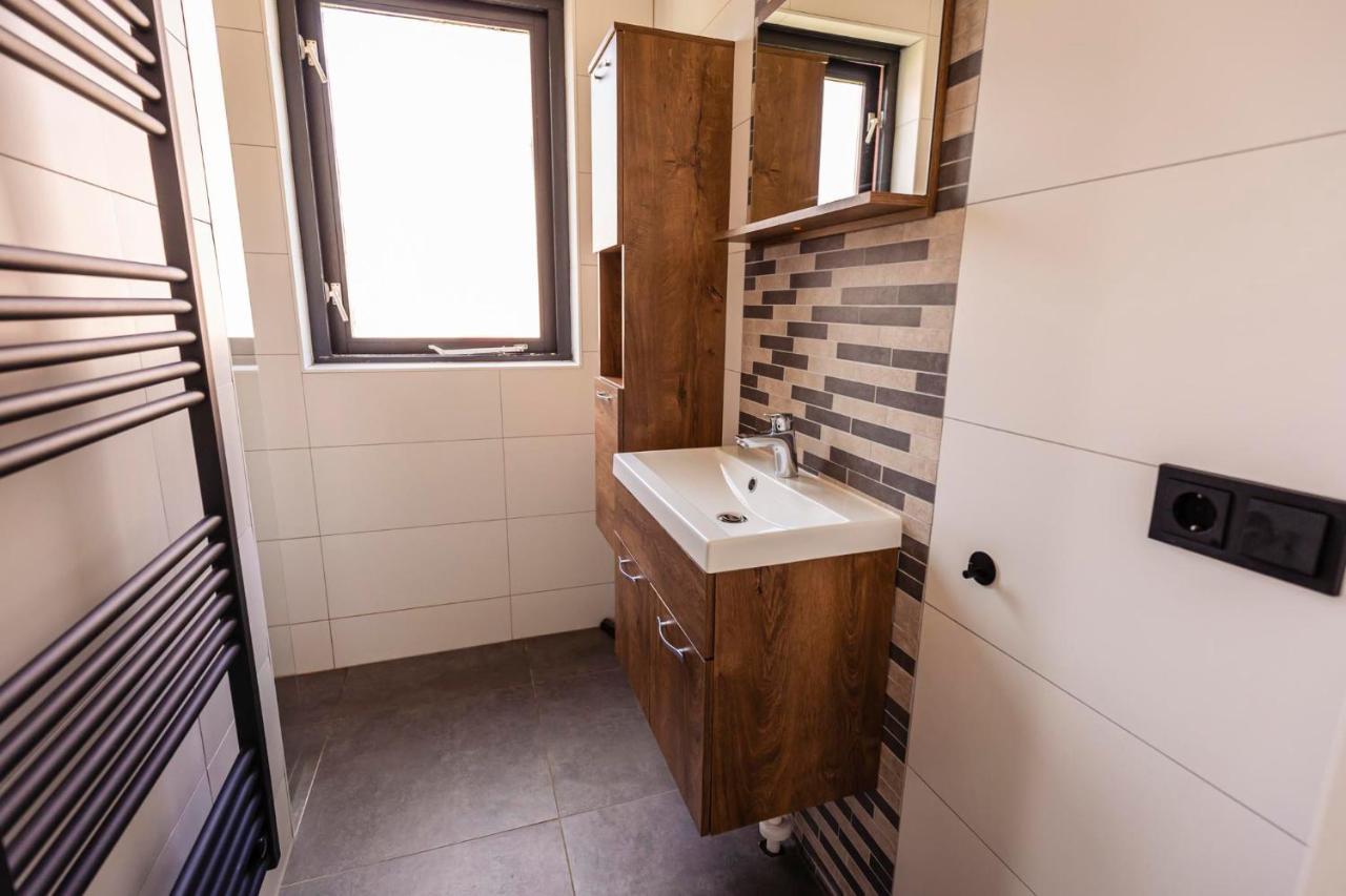 Vakantiepark 'T Broeckhuys Hotel Ewijk Екстериор снимка